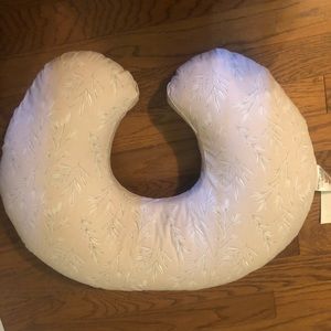 Boppy barely used with duster bag